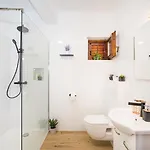 Mari Apartman