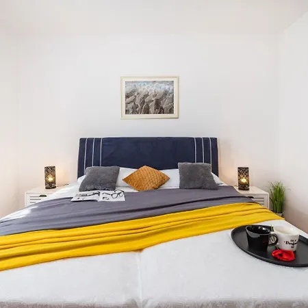 Mari 아파트 노비그래드달마샤