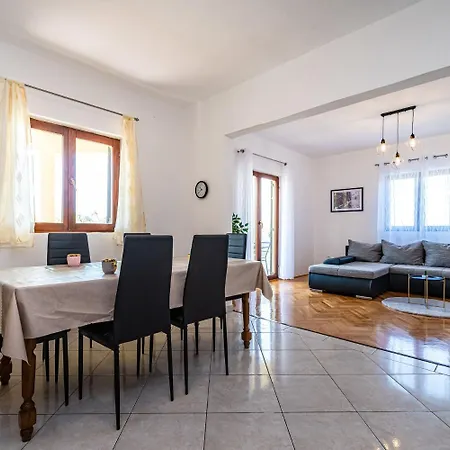 Mari Apartment Novigrad (Dalmatia)