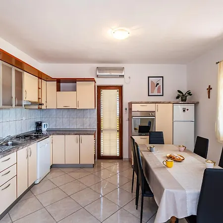 Mari Apartmán *