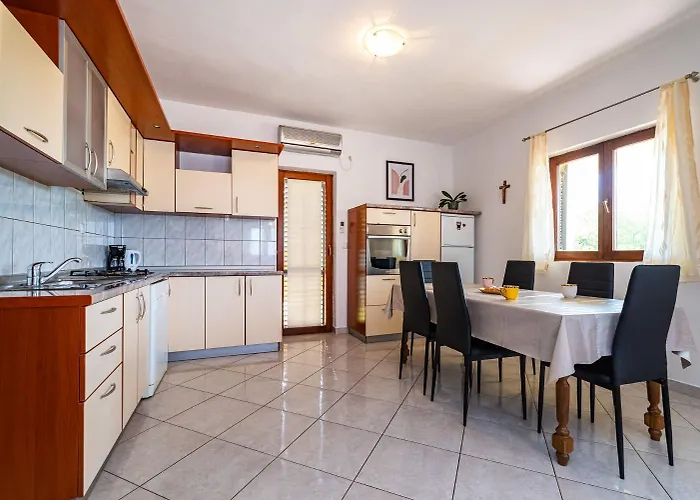 Apartman Mari Novigrad (Dalmatia)