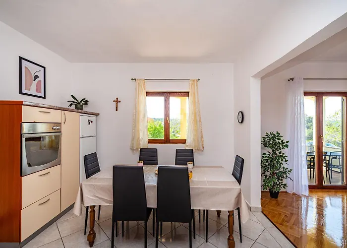 Apartman Mari Novigrad (Dalmatia)
